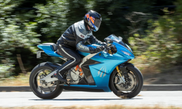 闪电电动摩托车：颠覆您对骑行的认知，体验绝对兴奋！